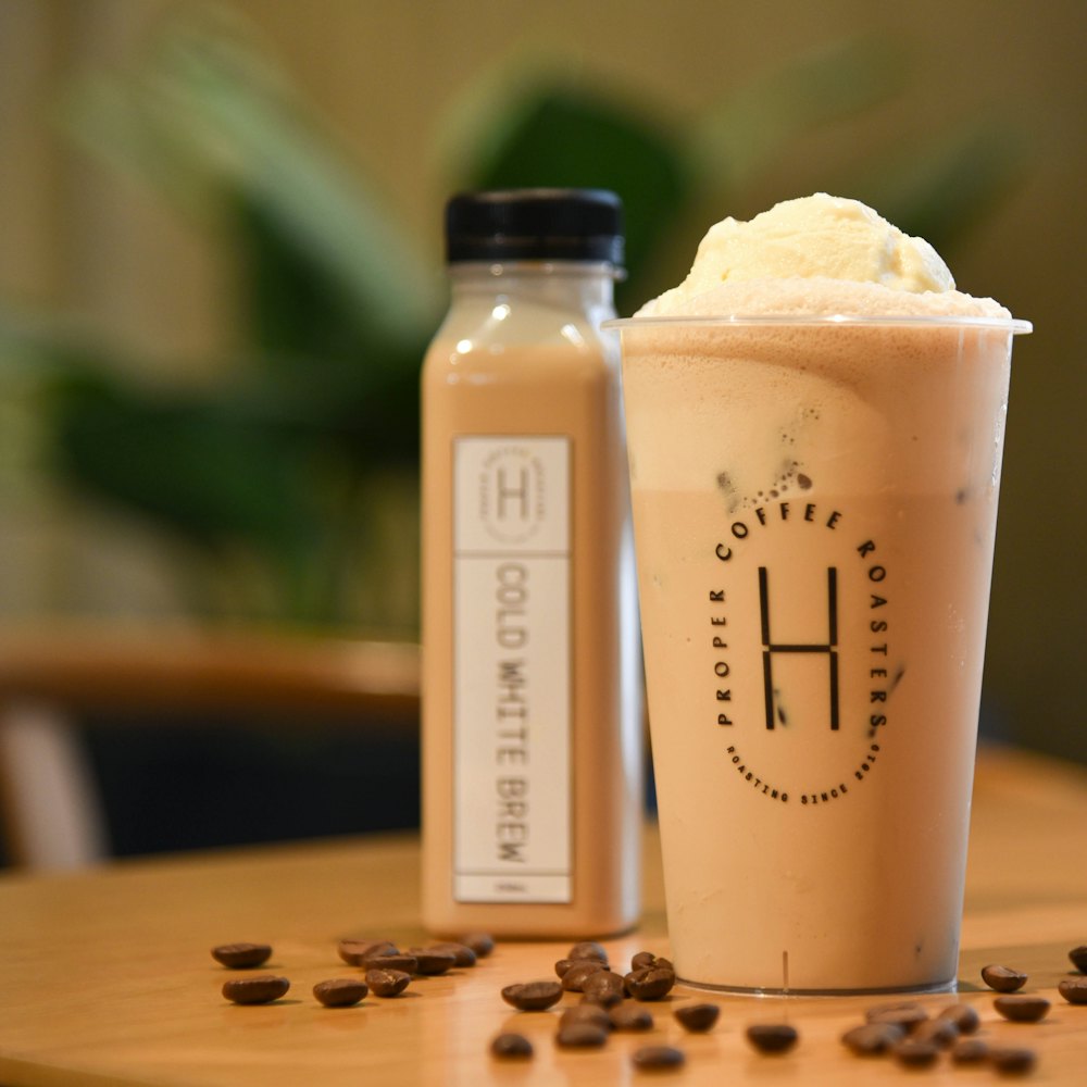 Buzlu Beyaz Çikolatalı Mocha