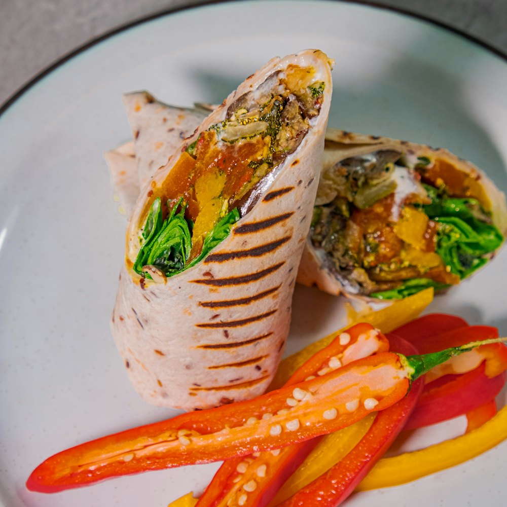 Humuslu Vegan Wrap
